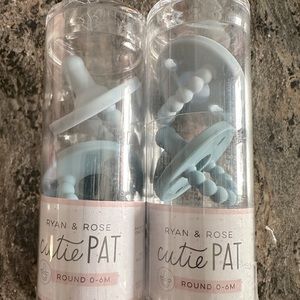 Ryan & Rose Baby pacifiers - blue NWT - Round 0-6 months - 4